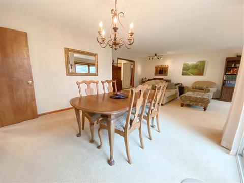 26 W265 Tomahawk Dr, Wheaton, IL 60187 photo 8