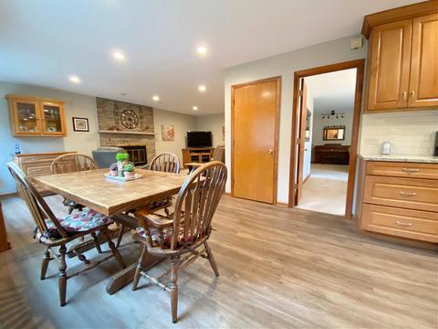 26 W265 Tomahawk Dr, Wheaton, IL 60187 photo 12