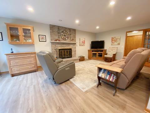 26 W265 Tomahawk Dr, Wheaton, IL 60187 photo 9