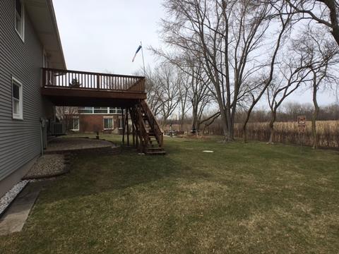 214 Mayer Ave, Wheeling, IL 60090 photo 2