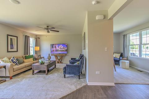 1030 Sharp Dr, Plano, IL 60545 photo 8