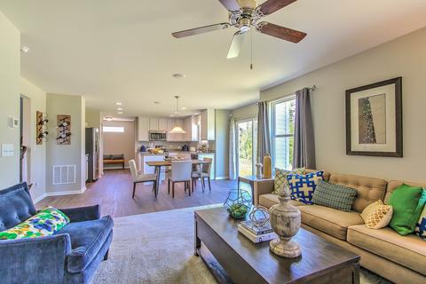 1030 Sharp Dr, Plano, IL 60545 photo 9