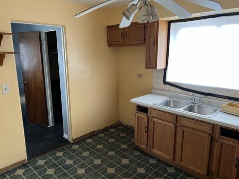 318 E 87th St, Chicago, IL 60619 photo 3