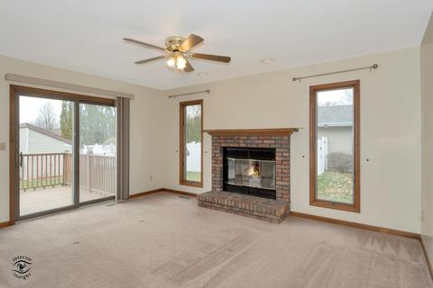 1098 N Hedge Ave, Kankakee, IL 60901 photo 13