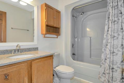 1098 N Hedge Ave, Kankakee, IL 60901 photo 21
