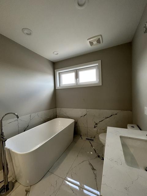 1005 E 62nd St, Chicago, IL 60637 photo 13