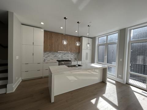 1005 E 62nd St, Chicago, IL 60637 photo 5