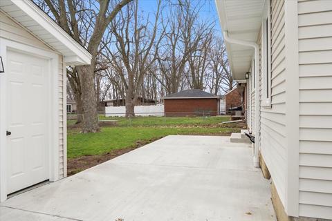1109 Hovey Ave, Normal, IL 61761 photo 27