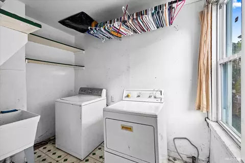 808 Spring St, Aurora, IL 60505 photo 8