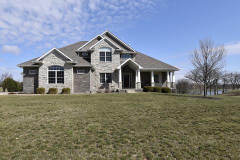 9565 Janel Dr, Bloomington, IL 61705 photo 1