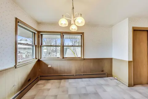 1754 Whitcomb Ave, Des Plaines, IL 60018 photo 15