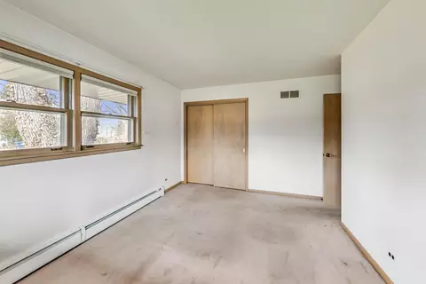 1754 Whitcomb Ave, Des Plaines, IL 60018 photo 21