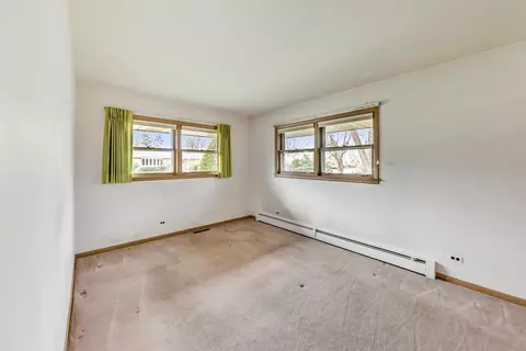 1754 Whitcomb Ave, Des Plaines, IL 60018 photo 20