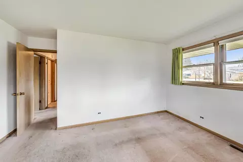 1754 Whitcomb Ave, Des Plaines, IL 60018 photo 22