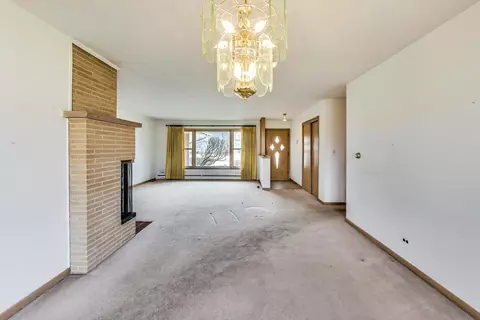 1754 Whitcomb Ave, Des Plaines, IL 60018 photo 10
