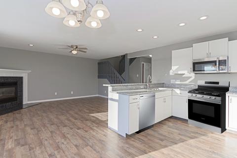 1212 Beacon Hill Ct, Normal, IL 61761 photo 6