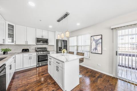 749 River Walk Dr, Wheeling, IL 60090 photo 5