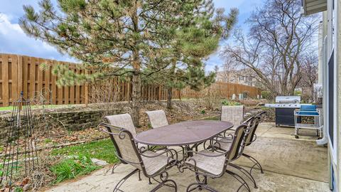 310 Cimarron Rd, Lombard, IL 60148 photo 16