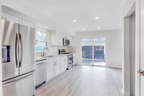 22 S Park Ave, Addison, IL 60101 photo 7