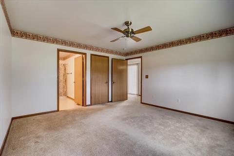 47 S Juniper Dr, North Aurora, IL 60542 photo 19