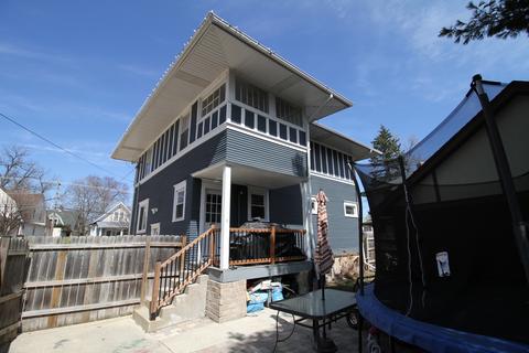 915 Larkin Ave, Elgin, IL 60123 photo 37
