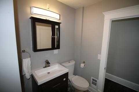 915 Larkin Ave, Elgin, IL 60123 photo 25
