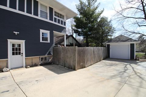 915 Larkin Ave, Elgin, IL 60123 photo 29