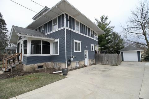 915 Larkin Ave, Elgin, IL 60123 photo 28