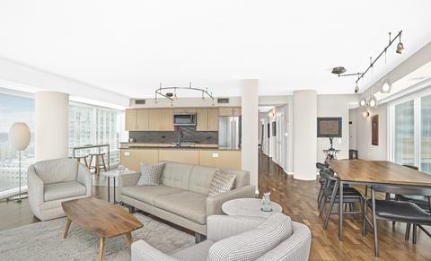 1720 Maple Ave #1410, Evanston, IL 60201 photo 6