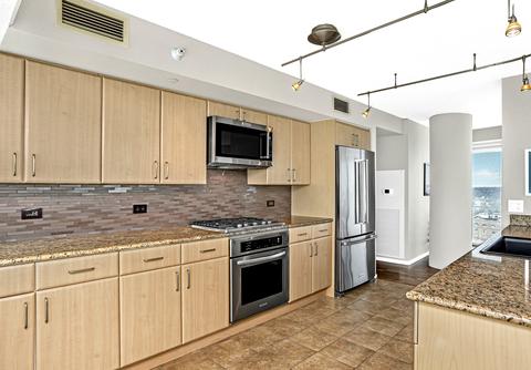 1720 Maple Ave #1410, Evanston, IL 60201 photo 7