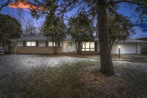 626 W 14th Pl, Chicago Heights, IL 60411