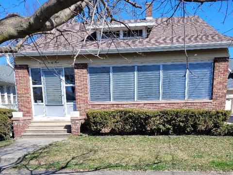 1324 W Lafayette St, Ottawa, IL 61350