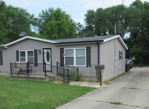 115 Dolak St, Westville, IL 61883