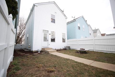 2052 Grayhawk Dr, Aurora, IL 60503 photo 3