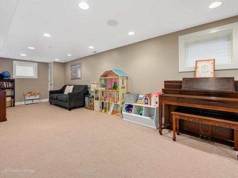 3632 N Artesian Ave, Chicago, IL 60618 photo 21