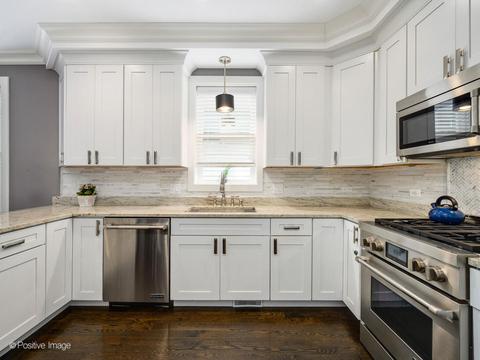 3632 N Artesian Ave, Chicago, IL 60618 photo 11