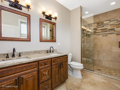 3632 N Artesian Ave, Chicago, IL 60618 photo 15