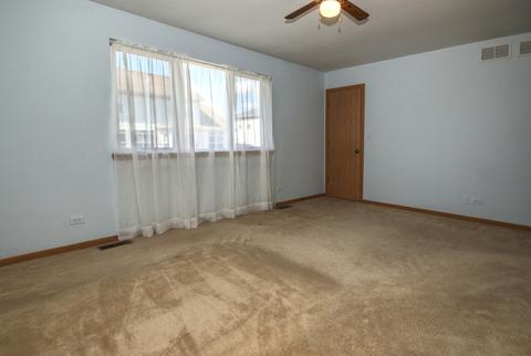 2103 Olde Mill Rd, Plainfield, IL 60586 photo 11