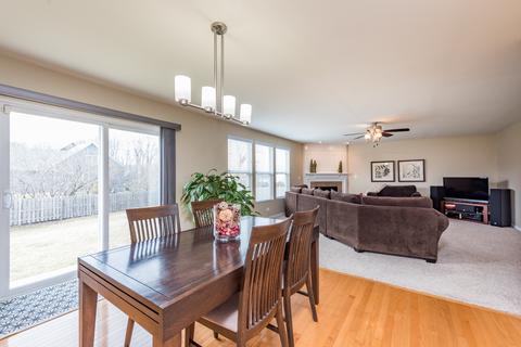 3913 Harmony Ct, Zion, IL 60099 photo 13