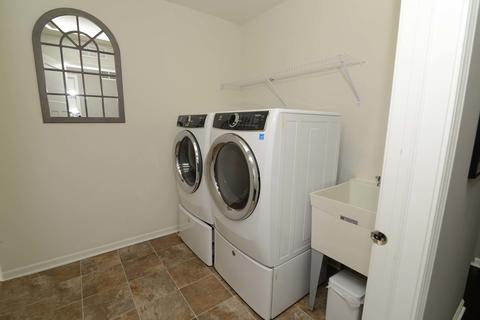 Undisclosed, Plainfield, IL 60585 photo 38