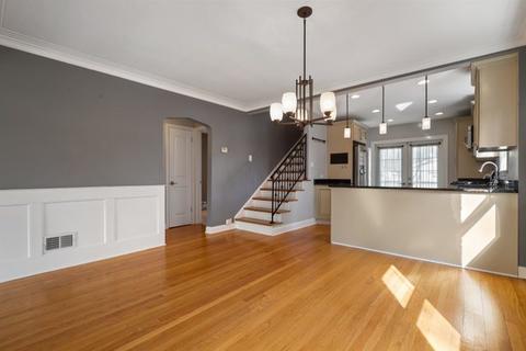 10215 S Artesian Ave, Chicago, IL 60655 photo 7