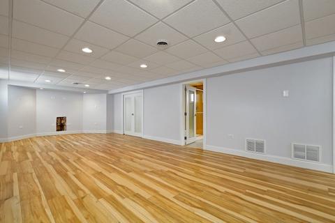 10215 S Artesian Ave, Chicago, IL 60655 photo 28
