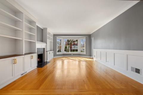 10215 S Artesian Ave, Chicago, IL 60655 photo 4