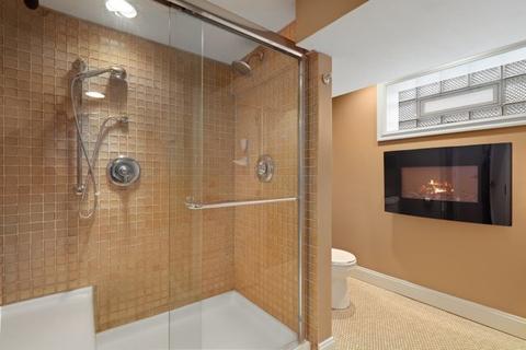 10215 S Artesian Ave, Chicago, IL 60655 photo 31