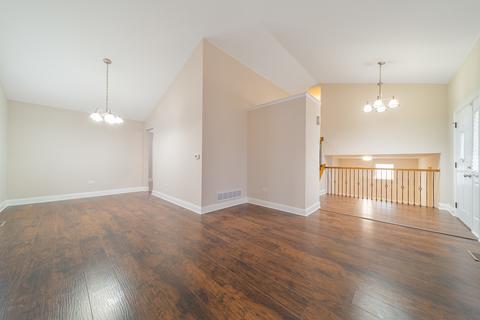 17201 Loomis Ave, East Hazel Crest, IL 60429 photo 4