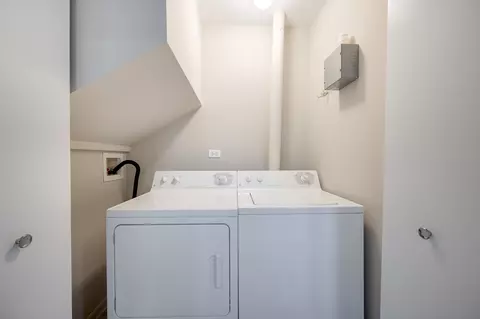1132 E 46th St, Chicago, IL 60653 photo 15