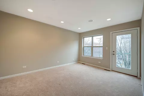 1132 E 46th St, Chicago, IL 60653 photo 7
