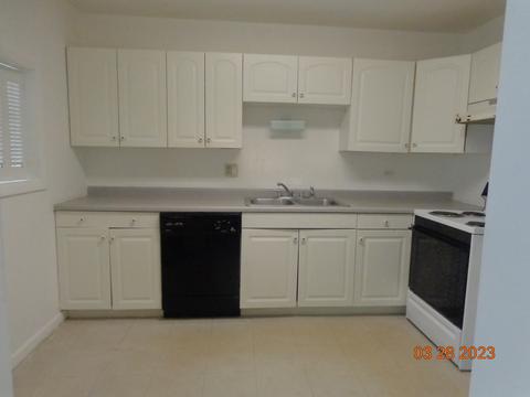 5 E Carriageway Dr #2, Hazel Crest, IL 60429 photo 4