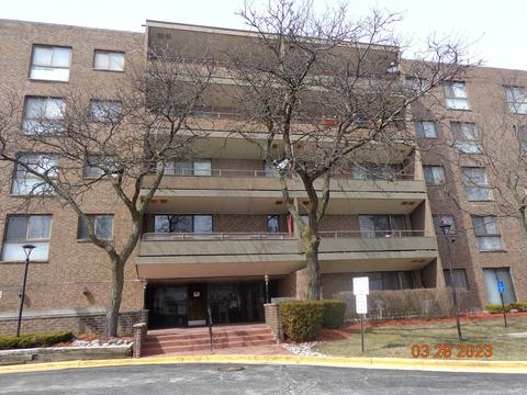 5 E Carriageway Dr #2, Hazel Crest, IL 60429
