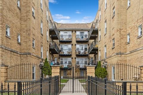4810 N Avers Ave #2E, Chicago, IL 60625